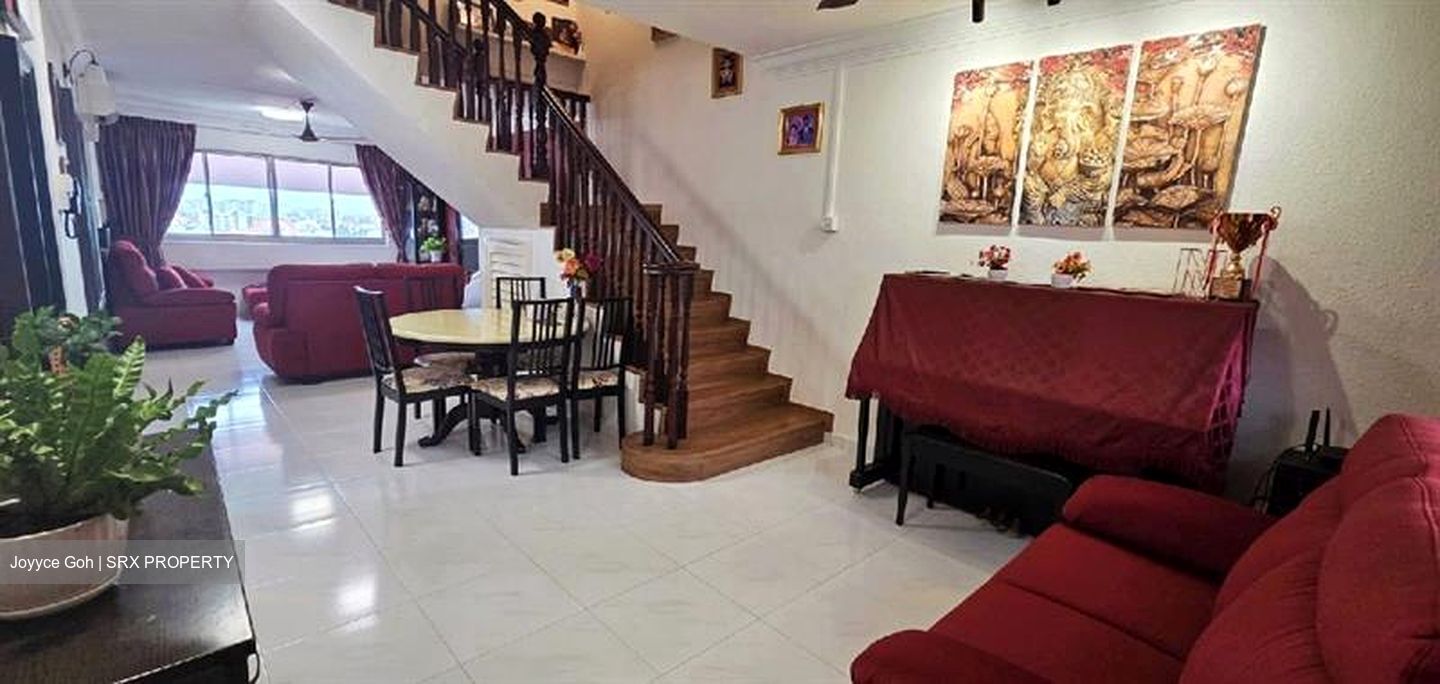 Blk 221 Kovan Green (Hougang), HDB Executive #536351011